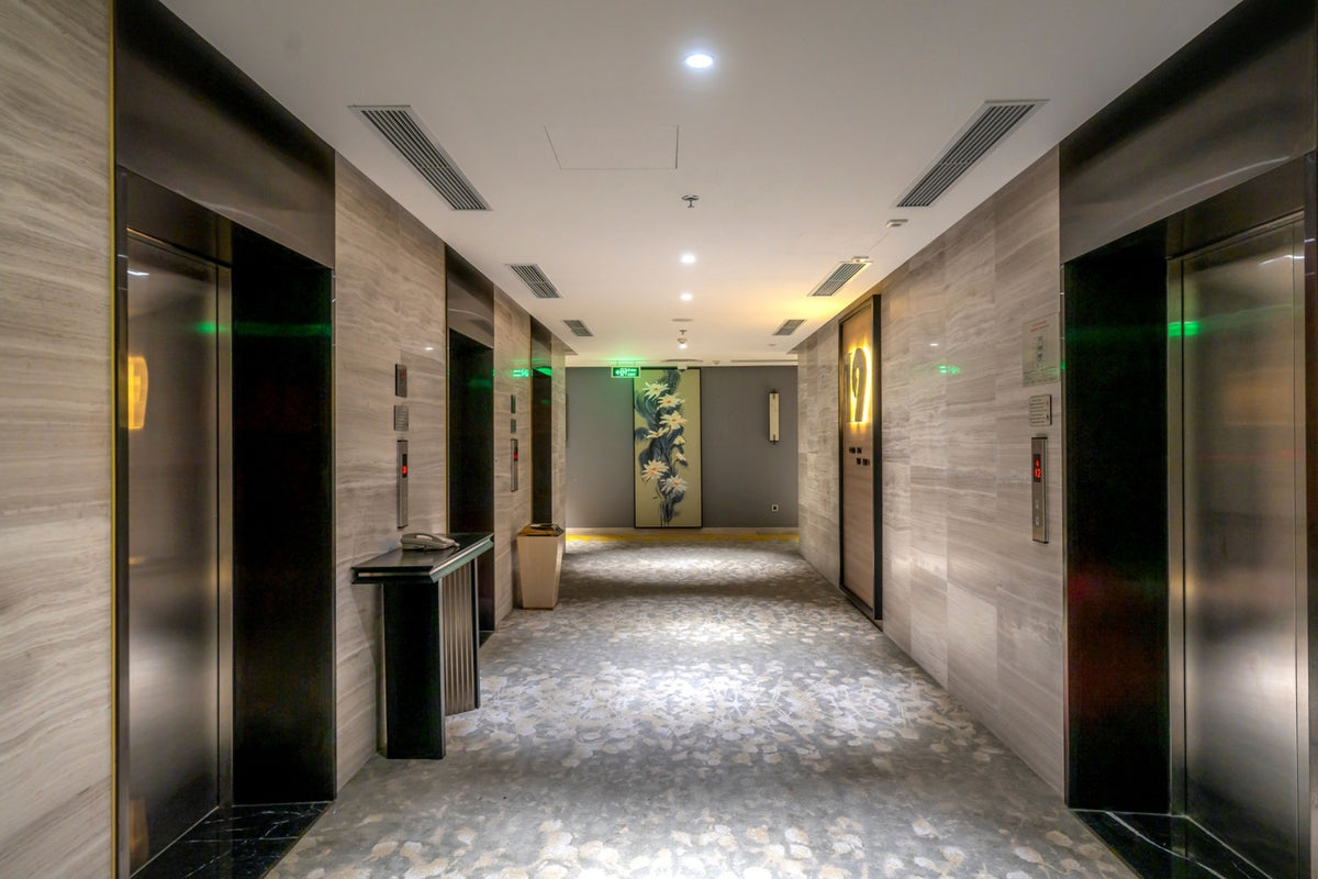 Illustrative setting for Hotels and Resorts